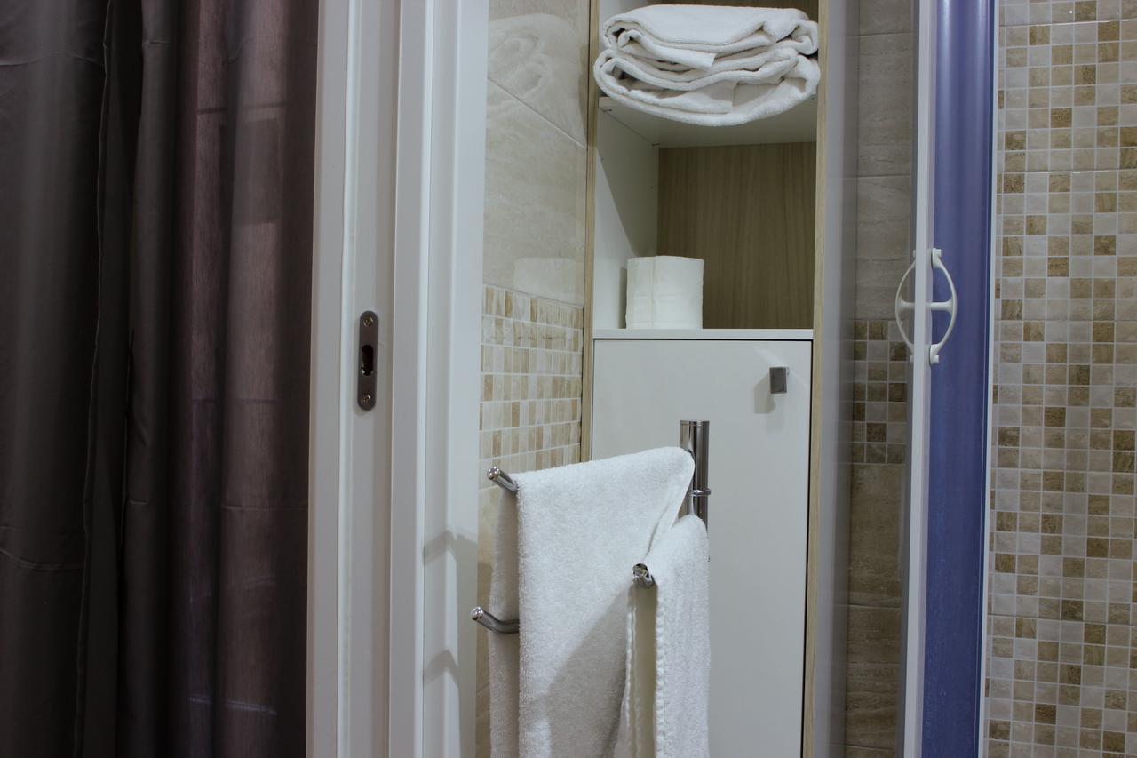 Cavour Bed & Breakfast Naples